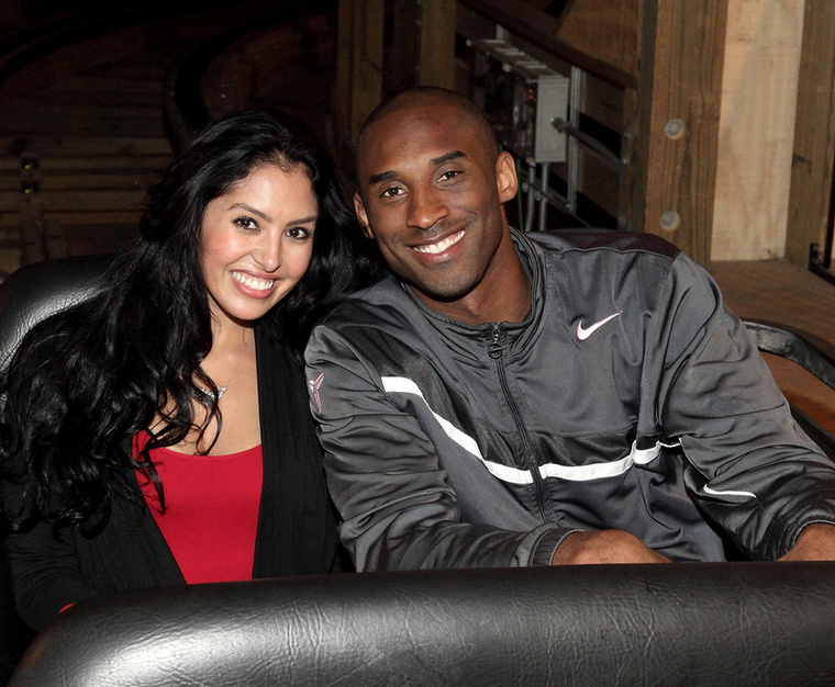Vanessa és Kobe BryantA Los Angeles Lakers helikopterbalesetben meghalt kosárlabdázójáról, Kobe Bryantről korábban nem csak azt pletykálták, hogy megcsalta a feleségét, Vanessát, de szexuális zaklatással is megvádolták