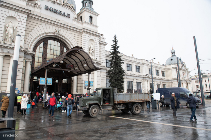 Lviv városában található pályaudvar