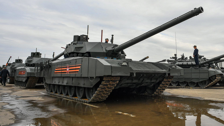 A méregdrága T-14 Armatákat is itt gyártják, hat havonta egy darabot. Bár néhány megjelenet Ukrajnában is, de harci cselekményben még nem vettek részt, ugyanis még nincsenek rendszerbe állítva az orosz hadseregben