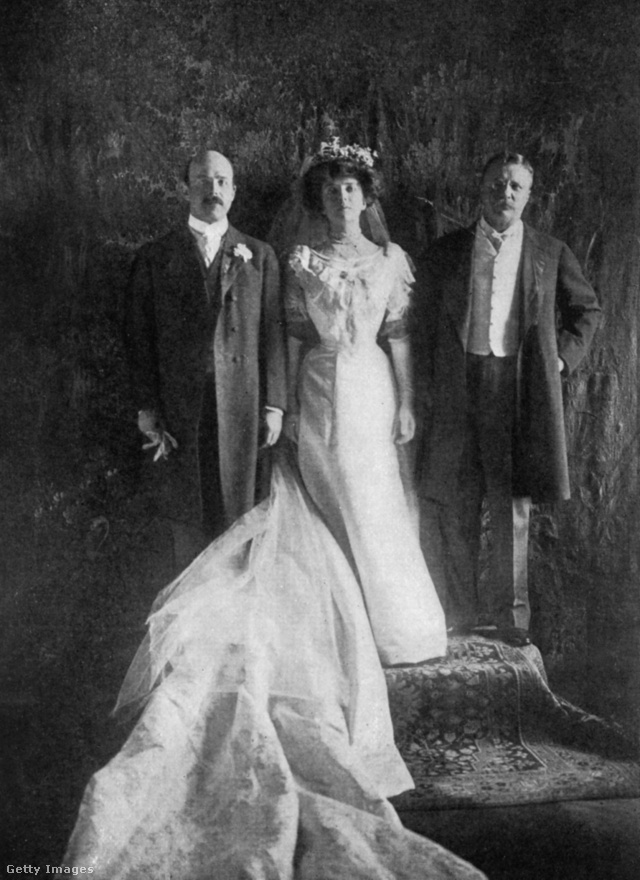 Az elnök lánya és veje társaságában az esküvőn (1906 február)