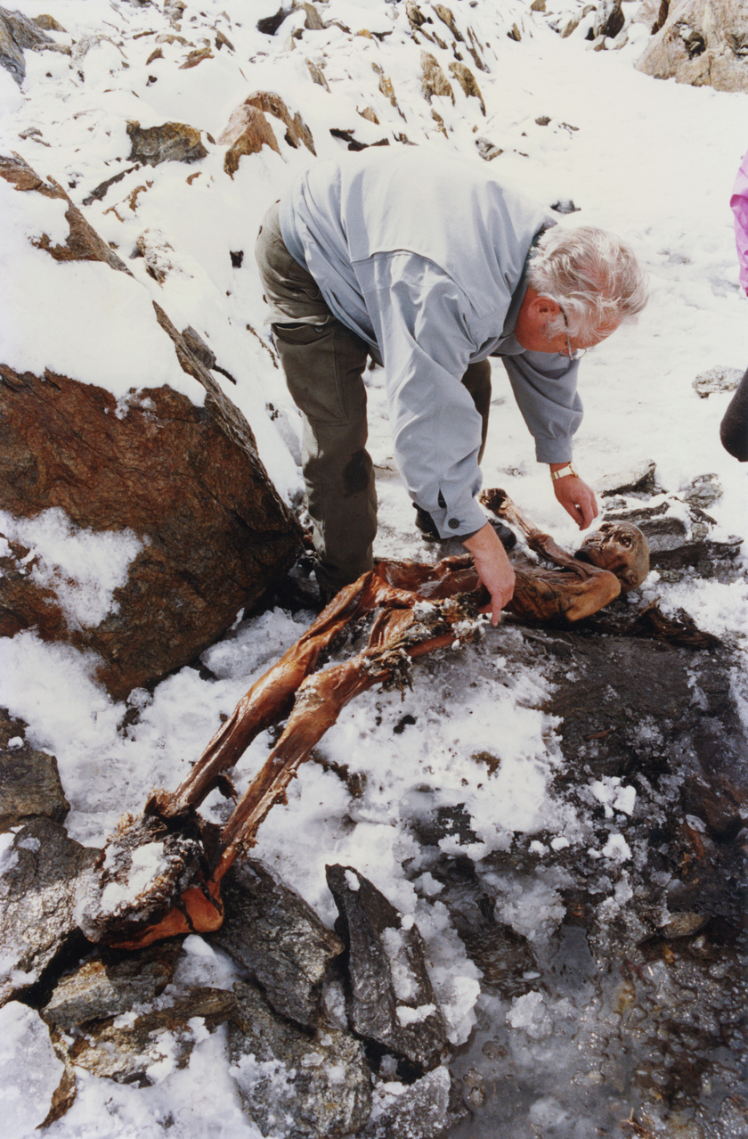 Ötzié a világ legrégibb, teljes épségben megmaradt emberi holtteste, 5300 éves.