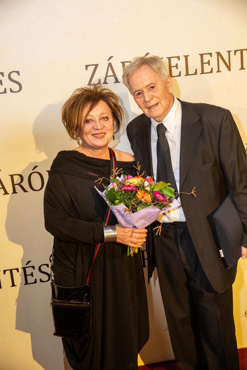 Csákányi Eszter és Szabó István, a Zárójelentés rendezője a film 2020 februári premierjén.