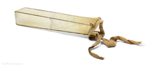 Birkabélből készült 18. századi óvszer