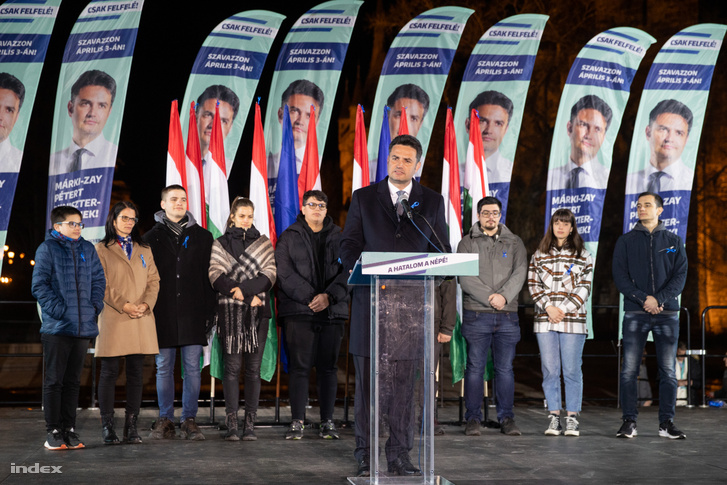 Márki-Zay Péter 2022. április 3-án az ellenzéki eredményvárón