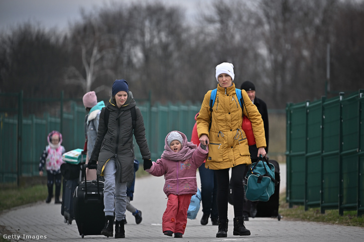 Ukrán menekültek Lengyelországban 2022. április 6-án