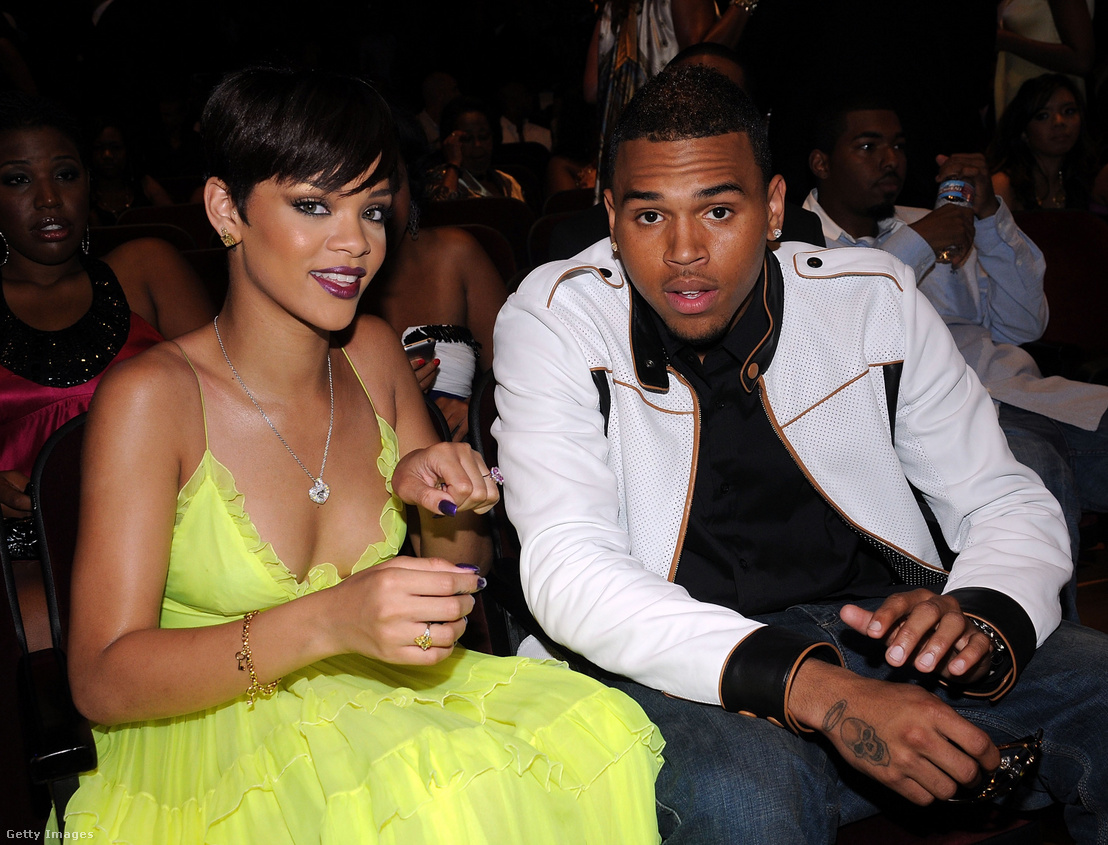 Rihanna és Chris Brown a BET Awards díjátadón 2008. június 24-én Los Angelesben