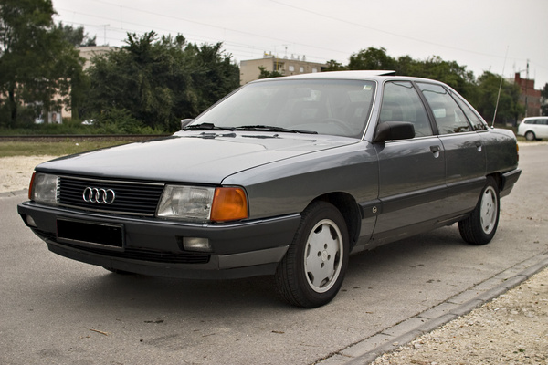 Audi 100 2.3e aut 1989