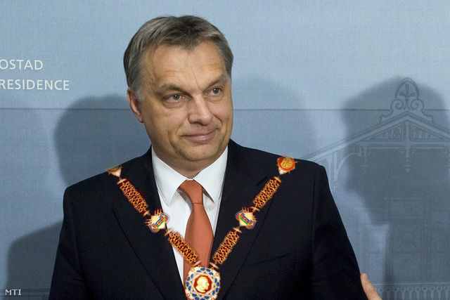 Így nézne ki Orbán Viktor nyakában a Heydar Aliyev érdemrend