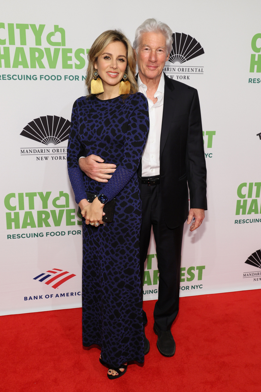 Richard Gere és Alejandra Gere is részt vettek a City Harvest Presents The 2022 Gala: Red Supper Club nevű eseményen, amit New Yorkban tartottak meg.