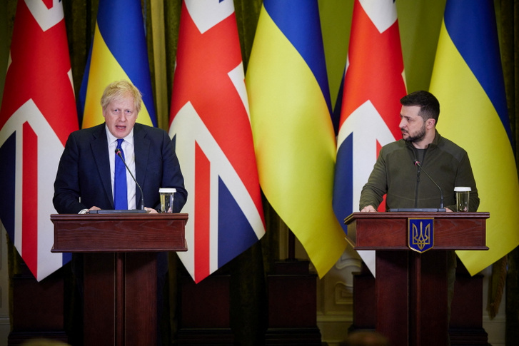 Boris Johnson és Volodimir Zelenszkij 2022. április 9-én