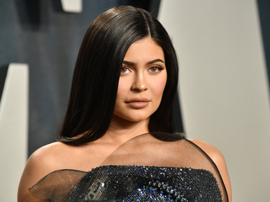 Kylie Jenner megmutatta magát smink és önbarnító nélkül