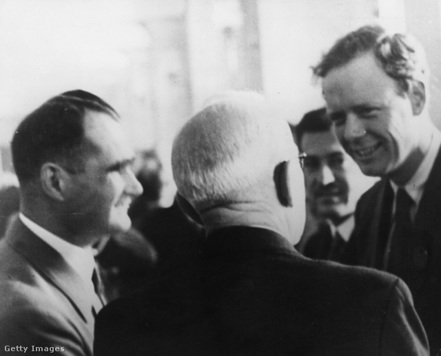 Charles Lindbergh Hitler helyettese, Rudolf Hess társaságában Münchenben