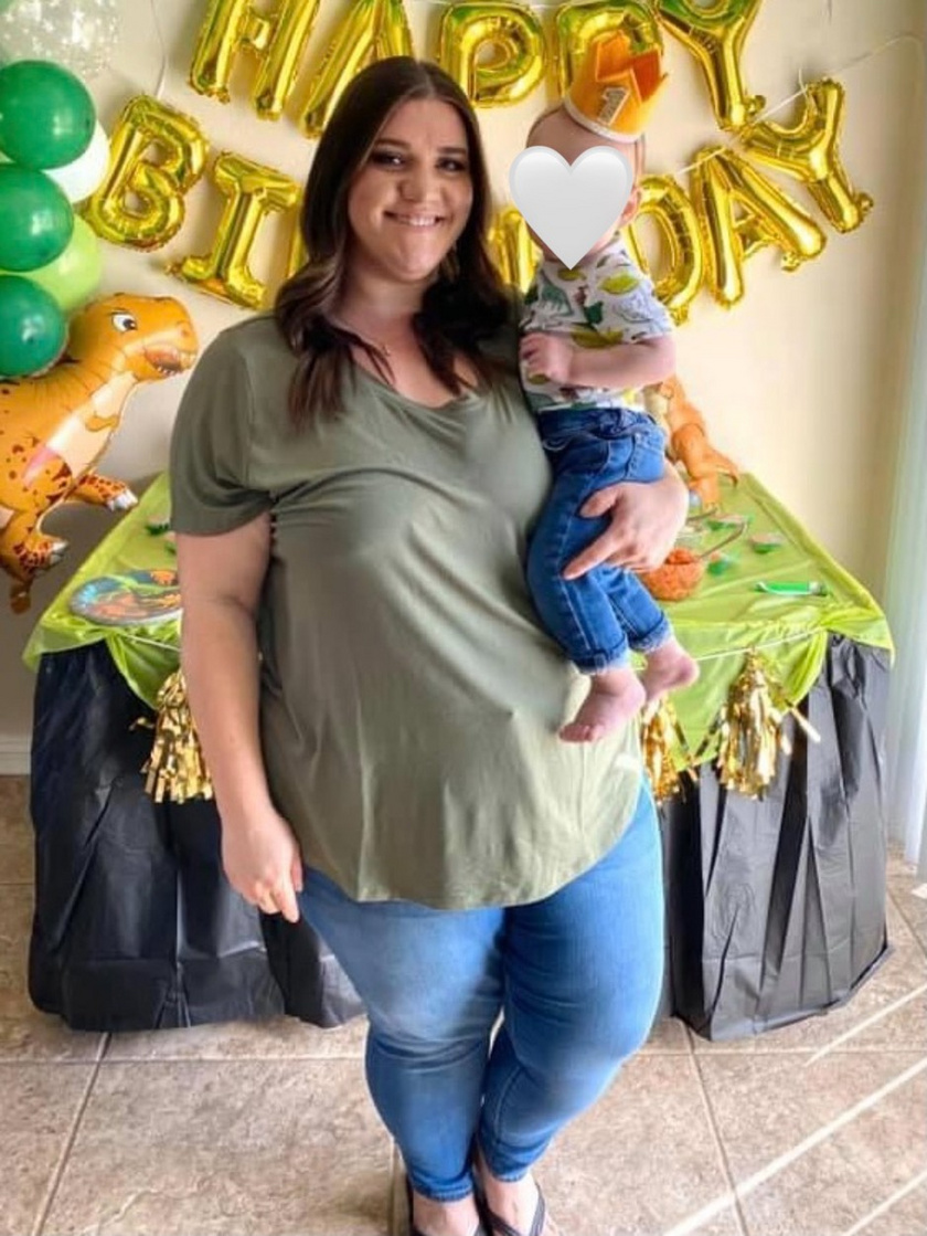 Colleen Raines háztartásbeli édesanya 2020. május 9-én vágott bele életmódjának megváltoztatásába, fogyókúrás útját a közösségimédia-oldalakon is megosztotta, hogy segíthessen azoknak, akik hasonló cipőben járnak, mint ő.