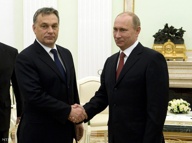 Vlagyimir Putyin orosz elnök fogadja egynapos látogatáson Moszkvában tartózkodó Orbán Viktor miniszterelnököt a Kremlben 2013. január 31-én.