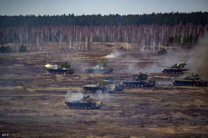 Orosz és belarusz fegyveres erők közös gyakorlata 2022. február 21-én a Breszt melletti lőtéren