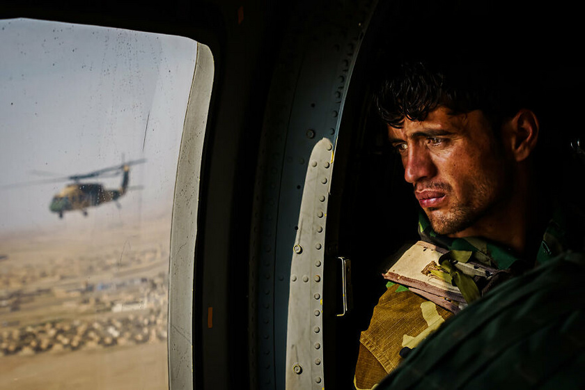 Az Év fotósa 2022-ben az amerikai Marcus Yam lett, aki fotóján az afganisztáni légierő ritka, az Egyesült Államok által támogatott sikertörténetét mutatja be, ami hamarosan elbukhat.
