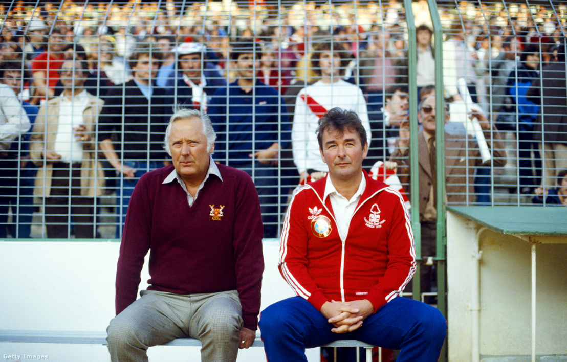 Brian Clough (jobbra) és segítője, Peter Taylor az 1980-as BEK-döntőben. A Nottingham a HSV legyőzésével védte meg a címét a Santiago Bernabéu Stadionban