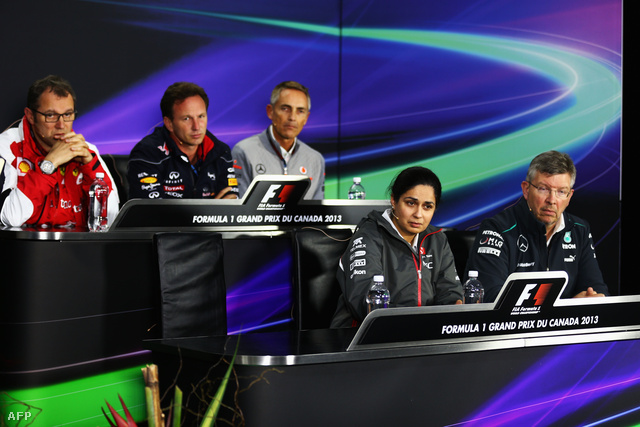 A feljelentő Ferrari- és Red Bull-főnök, Stefano Domenicali és Chris Horner, a mclarenes Martin Whitmarsh, elöl a pirellis Paul Hembery üresen maradt helye, mellette Monisha Kaltenborn Sauber-főnökasszony és Ross Brawn a kanadai sajtótájékoztatón
