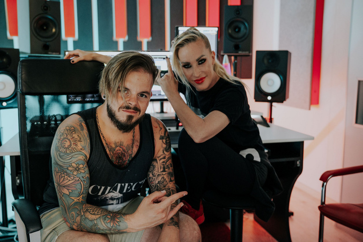 Dioszegi Kiki Pasztor Anna kozos