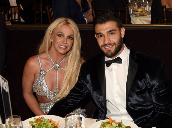 Britney Spears és Sam Asghari a 29. GLAAD Media Awards díjátadón 2018. április 12-én