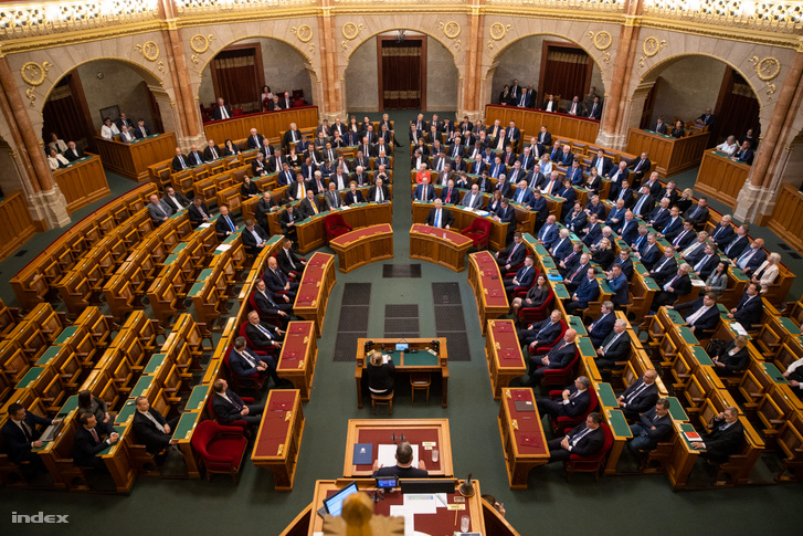 Országgyűlés 2022. május 24-én