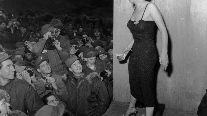Az 1950-es évek egyik legismertebb szexszimbólumának, Marilyn Monroe-nak tökéletes homokóra alkata volt