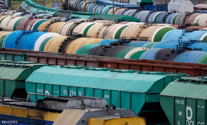 Vasúti tehervagonok sorakoznak Kalinyingrádban, miután Litvánia betiltotta az EU-szankciók hatálya alá tartozó áruk tranzitját