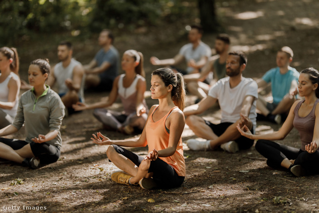 A mindfulnesstábor egyaránt jó lehetőség a gyakorlásra a kezdő és a haladó meditálóknak is