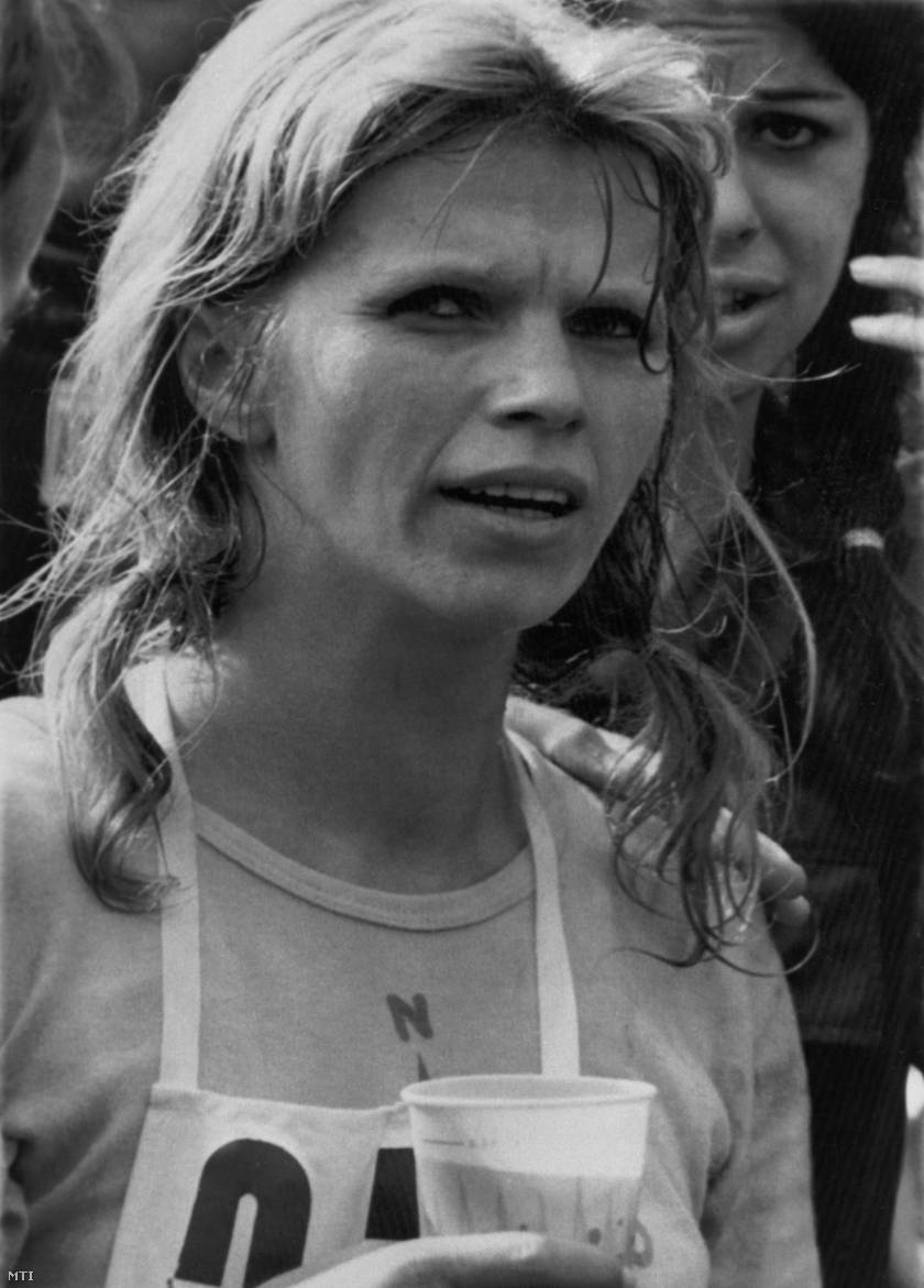 Stare Splavy, 1972. szeptember 14. A magyar Monspart Sarolta a győzelem után, aki szeptember 14-én jelentős előnnyel megnyerte a női egyéni világbajnoki címet a tájékozódási futó világbajnokságon.