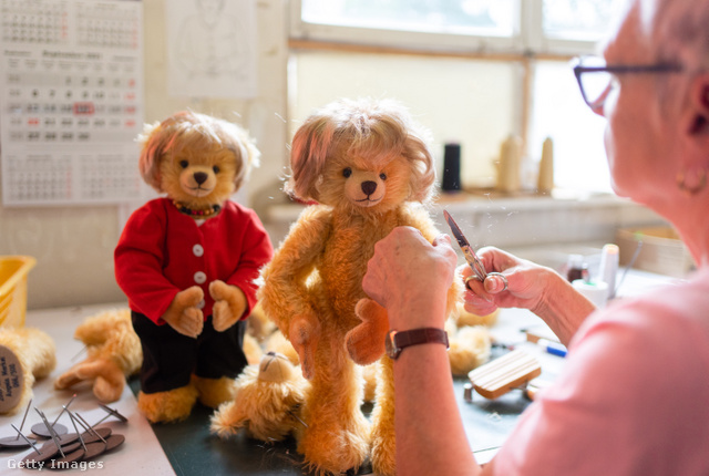 Az USA-ban és Németországban szinte egy időben készült el teddy bear