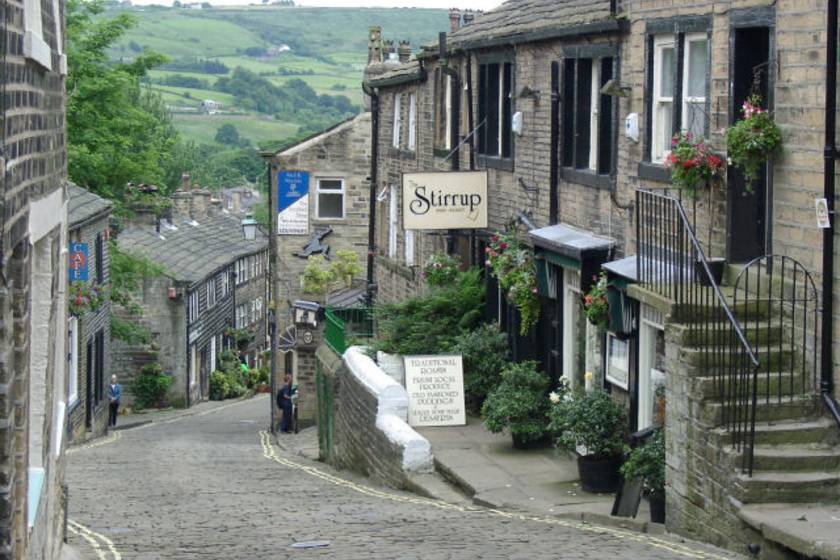 Haworth Main Street - geograph.org.uk - 415579