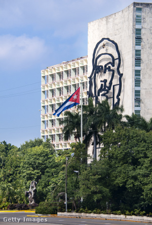 Su retrato está en la pared del Ministerio del Interior de Cuba
