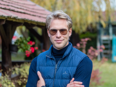 Henry Kettner beszélgetett a legősibb mesterséget űző lányokkal
