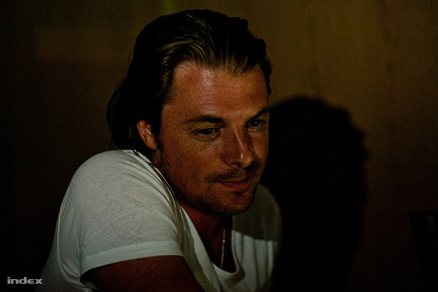 Axwell