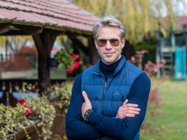 Henry Kettner tiszta vizet öntött a pohárba: ízig-vérig magyar