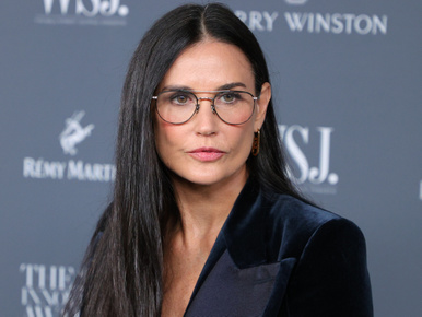 Demi Moore heteken belül 60 éves lesz, de ezek a fürdőruhás képek rácáfolnak a korára