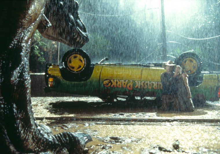 Jurassic Park, 1993.Egy első generációs Ford UN46 Explorer.