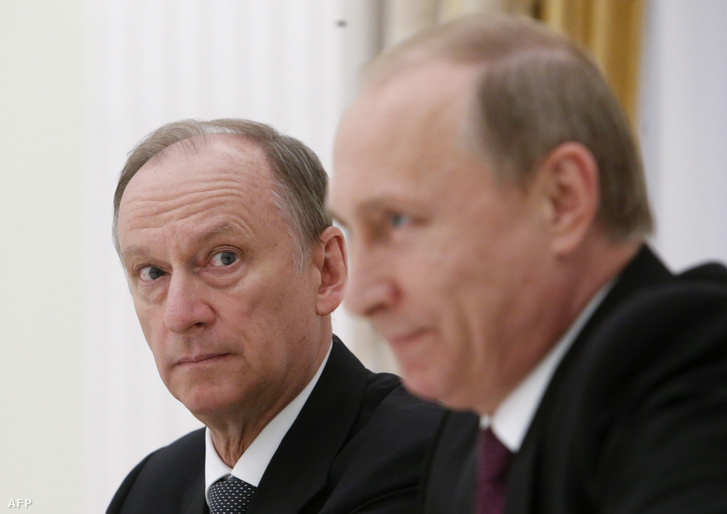 Nyikolaj Patrusev (b) és Vlagyimir Putyin 2015. május 26-án