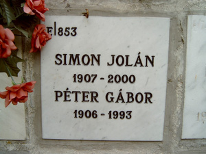 Péter Gábor és felesége sírja a Farkasréti temetőben
