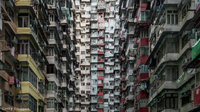 A legszegényebb hongkongiak akár húszan is élnek néhány négyzetméteren