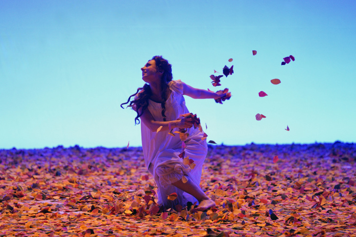 Evgenia Muraveva as Tatyana in Eugene Onegin at San Francisco Op