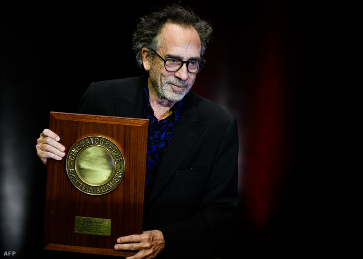 Tim Burton amerikai rendező átveszi a Lumiere-díjat 2022. október 21-én