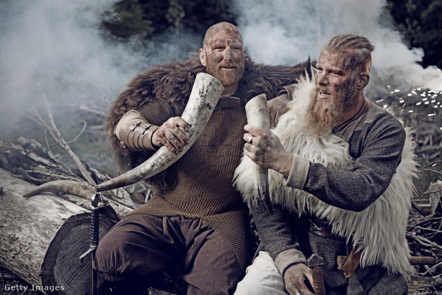 A vikingek ivókürtből fogyasztották a legősibb italt, a mézsört