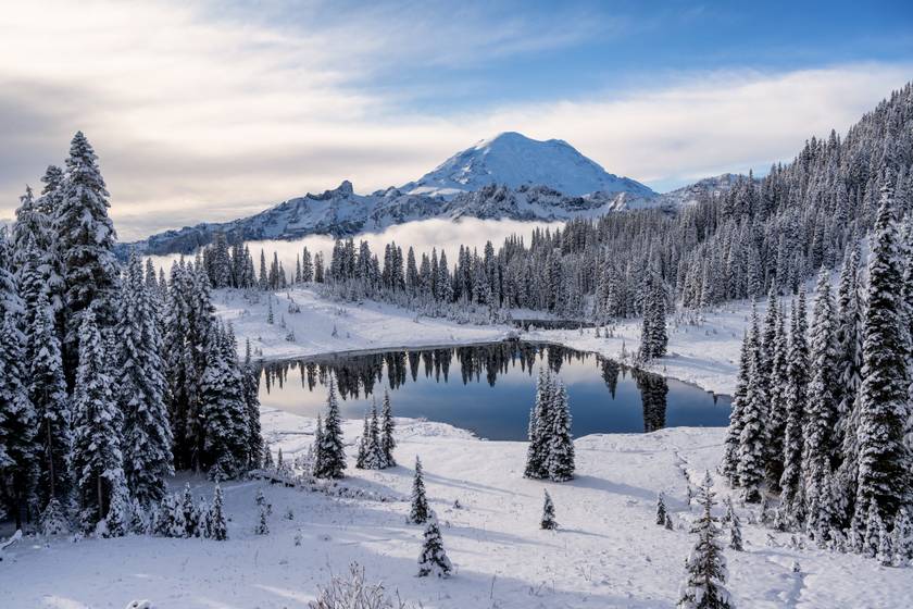 A Washington állambeli Mount Rainier, más néven Snow Lake (magyarul Havas tó) nem véletlenül kapta e nevet.