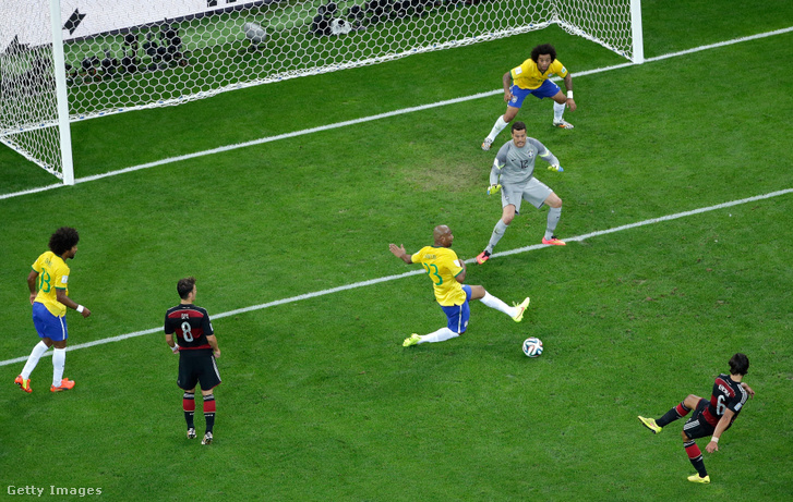 Futószalagon érkeztek a német gólok Brazília kapujába