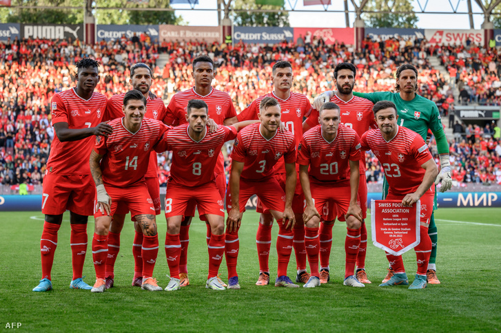 A svájci válogatott az UEFA Nemzetek Ligája, Svájc–Spanyolország közötti mérkőzésen, 2022. június 9-én