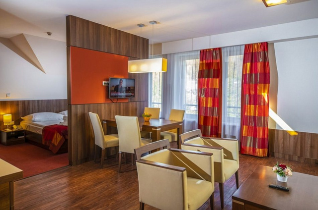 A visegrádi Royal Club Hotelben tágas lakosztályok szolgálják a családok kényelmét