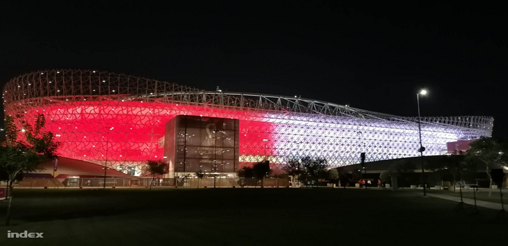 Az Ahmad bin Ali Stadion készen áll az esti meccsre