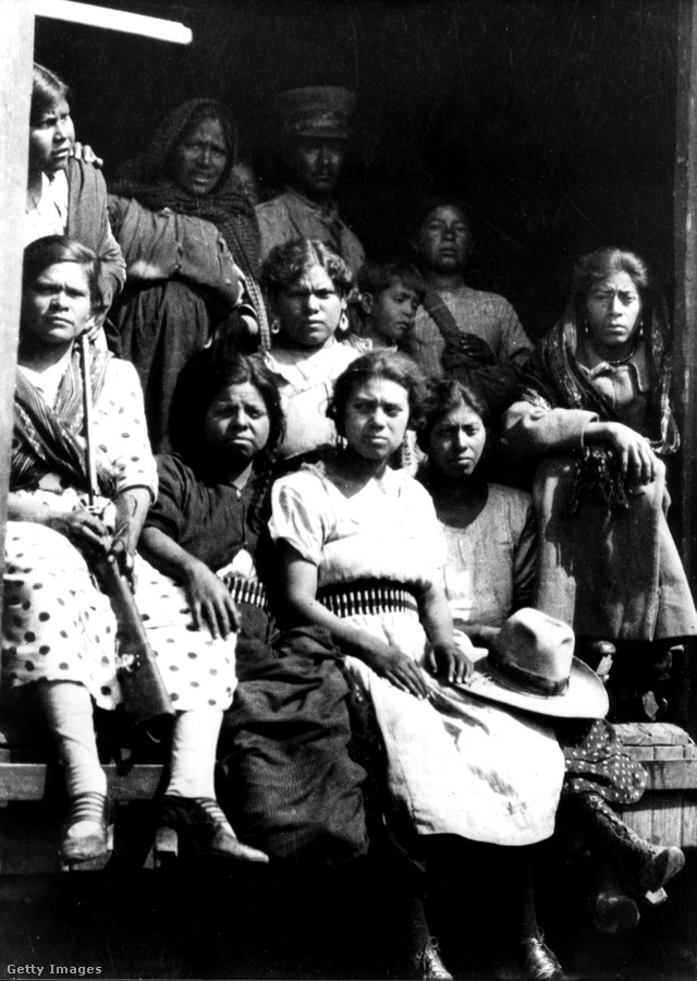 A híres mexikói női harcosok egy része 1912–1913-ban