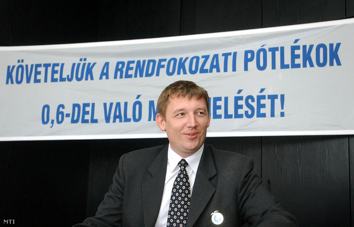 Pongó Géza, a Független Rendőr Szakszervezet főtitkára 2003. április 17-én